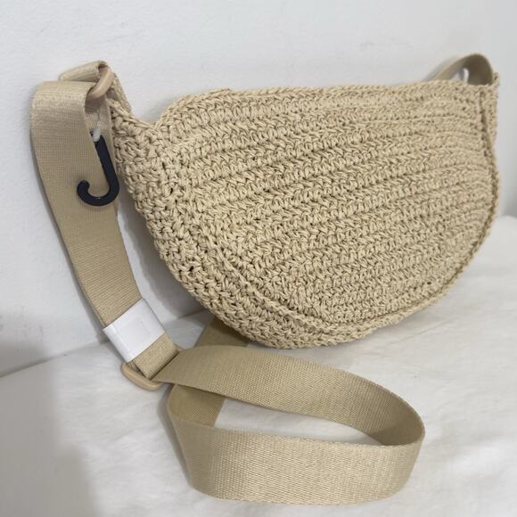 UNIQLO Round Mini Crochet Bag in Natural Beige New Without Tags - Picture 3 of 8